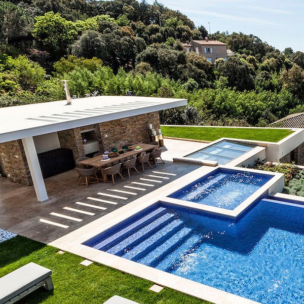 Villa Colibri contact us